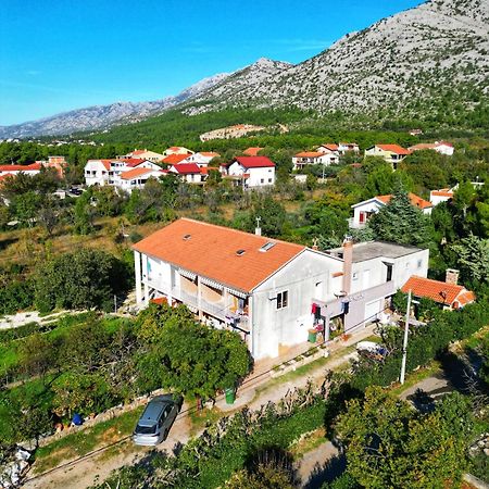 Apartments Lana Starigrad Paklenica Exteriör bild