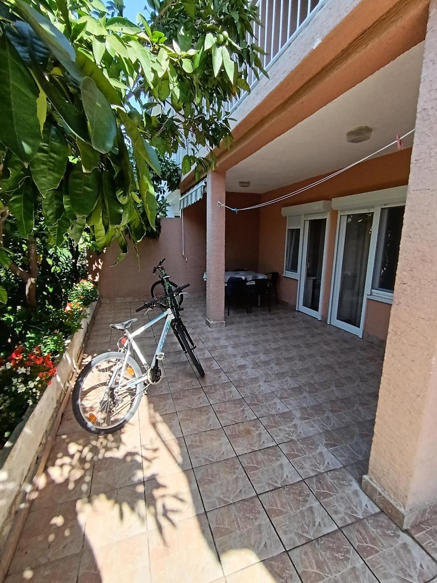 Apartments Lana Starigrad Paklenica Rum bild