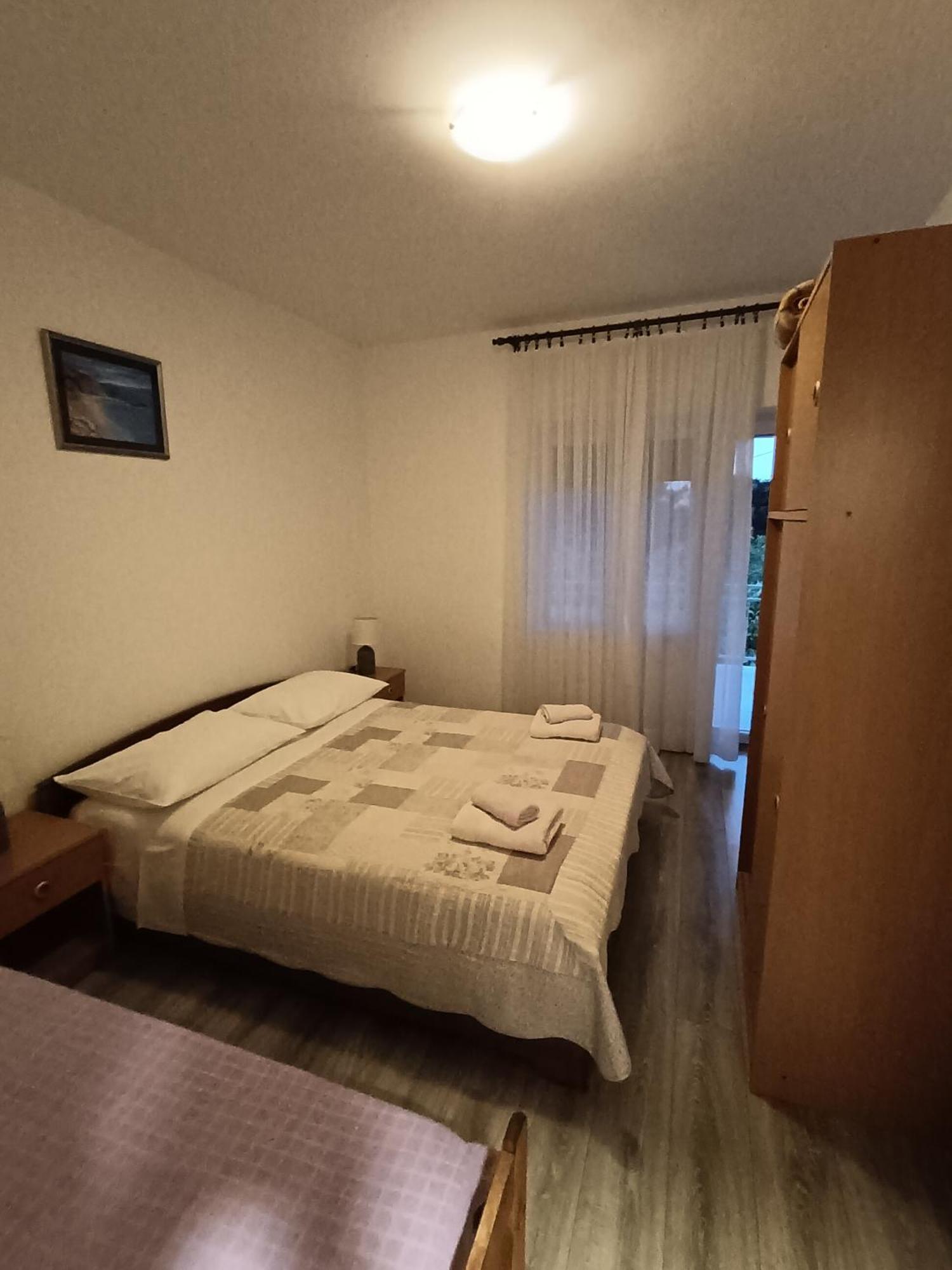 Apartments Lana Starigrad Paklenica Rum bild